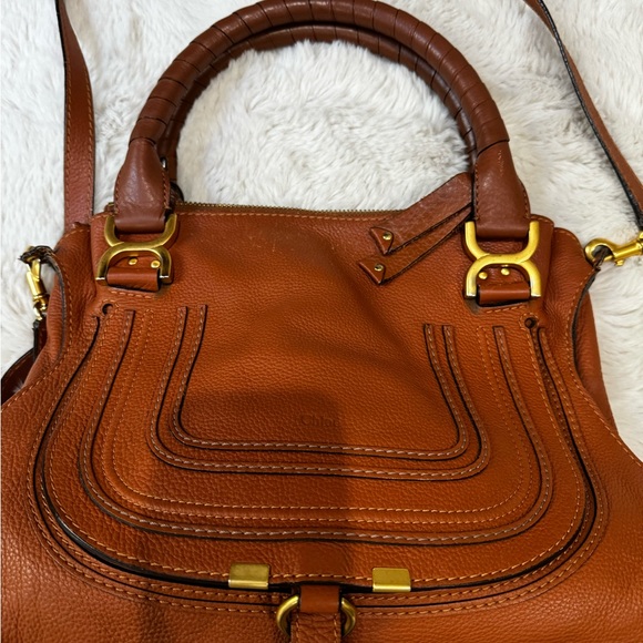 Real CHLOE Calfskin Medium Marcie calfskin leather. Has zipper and pocket. - Picture 2 of 8